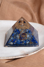 Sertifikalı Lapis Lazuli Doğal Taş Piramit No:2 P024