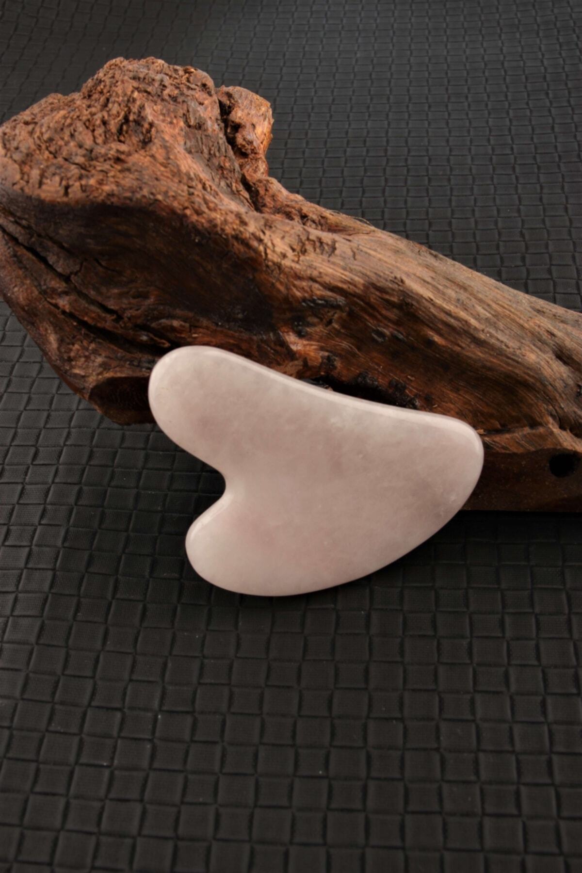 Sertifikalı Pembe Kuvars Doğal Taşı Kalpli Gua Sha Masaj Taşı 1. Sınıf Sertifikalı Gua Sha - Kalın