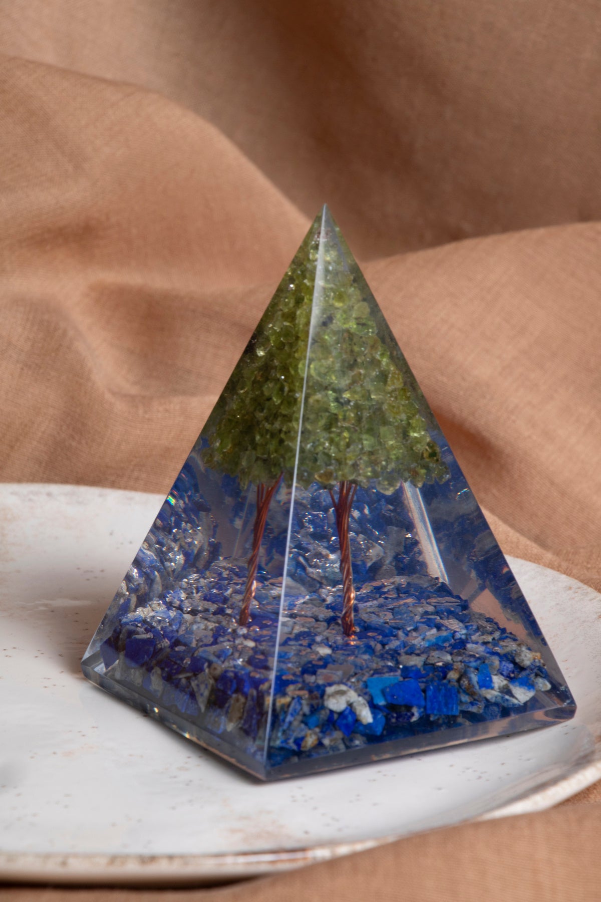 Sertifikalı Lapis Lazuli-Zebercet Doğal Taş Piramit P037