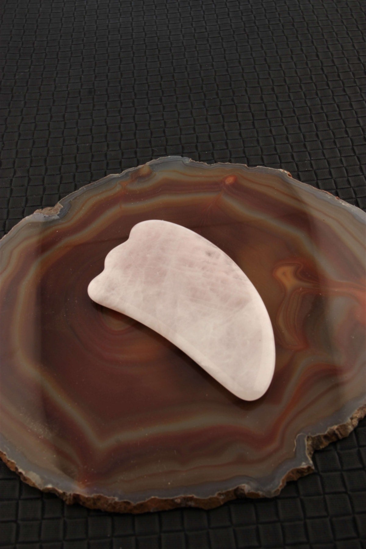 Sertifikalı Pembe Kuvars Doğal Taşı Gua Sha Kaz Ayağı Yüz Ve Vücut Masaj Aleti
