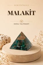 Sertifikalı Malahit Doğal Taş Piramit P013